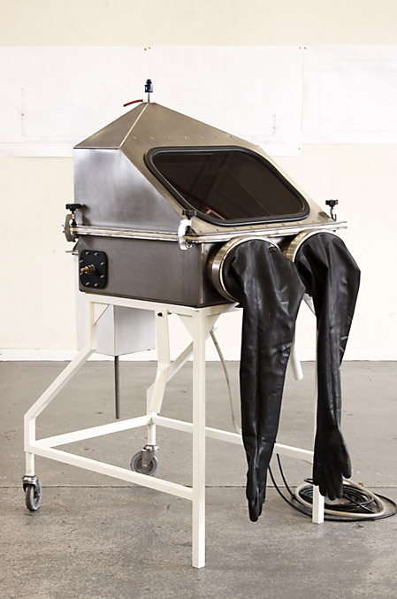 RCW-AEROSPACE - SMALL PORTABLE WELDING CHAMBER