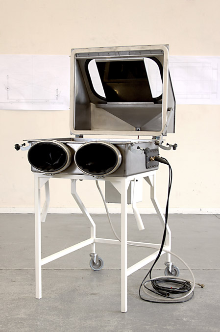 RCW-AEROSPACE - SMALL PORTABLE WELDING CHAMBER